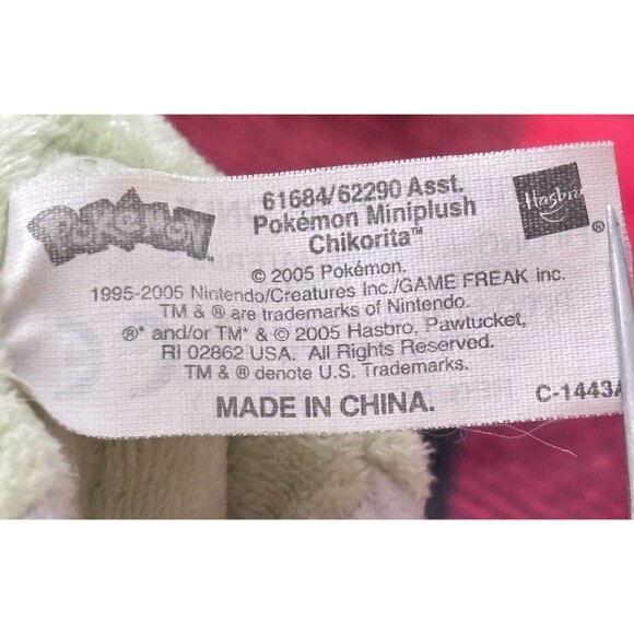 2005 Hasbro Chikorita Pokemon Miniplush 4.5" Cute Plush Nintendo Game Freak - Picture 8 of 9